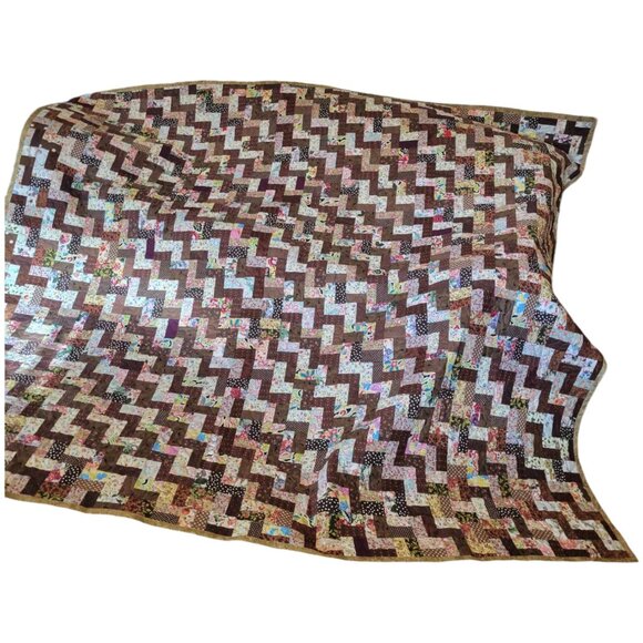 Quilted Patchwork Blanket Comforter HomeMade "Dream Big" Brown-Tan 97.5' x 85.5' - Picture 8 of 10